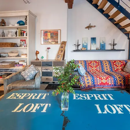 Hébergement de vacances La Rustique, Maison De Charme Proche Carcassonne - Jardin, Wifi, équipée *
