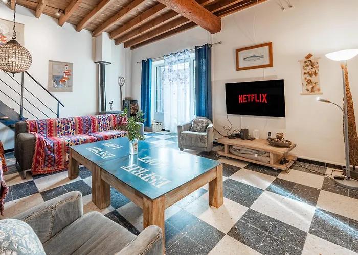 La Rustique, Maison De Charme Proche Carcassonne - Jardin, Wifi, Equipee 펜션 *