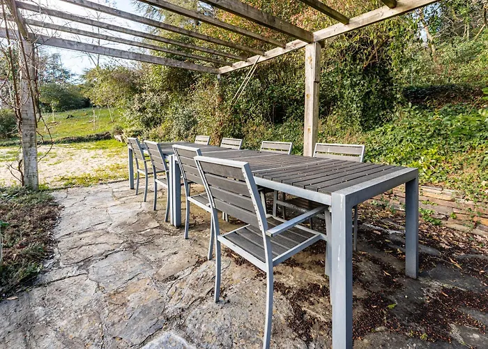펜션 La Rustique, Maison De Charme Proche Carcassonne - Jardin, Wifi, Equipee